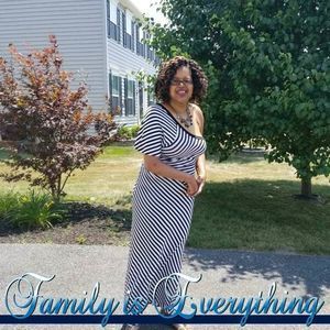 Meet your Posher, Yvette